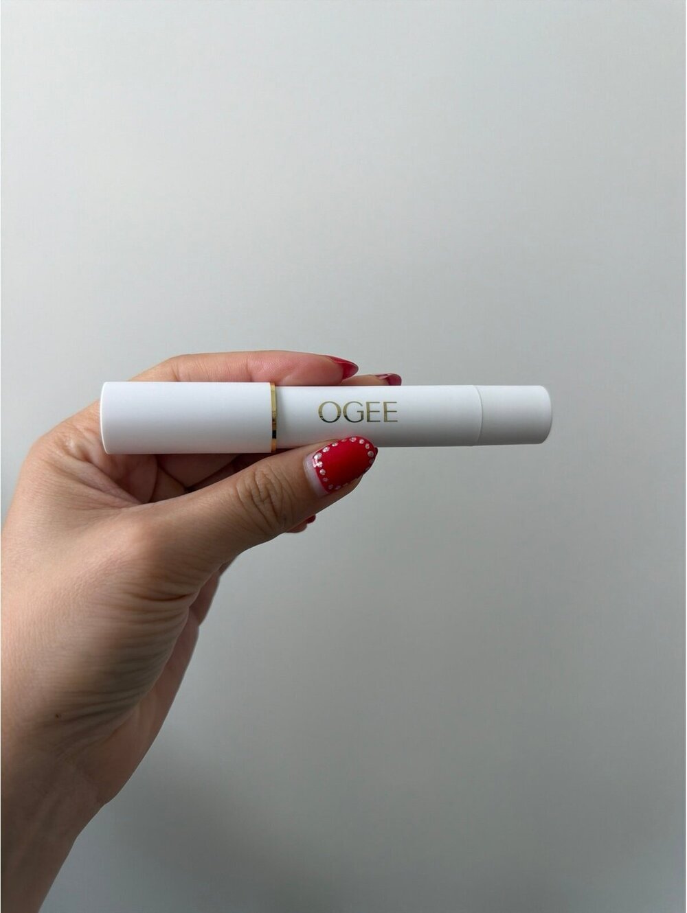 Ogee Lip Oil viola